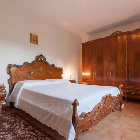 Apartment Piano Indipendente Di Una