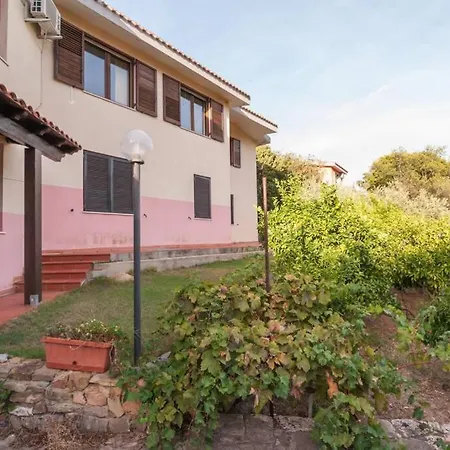 Piano Indipendente Di Una Apartment Capoterra